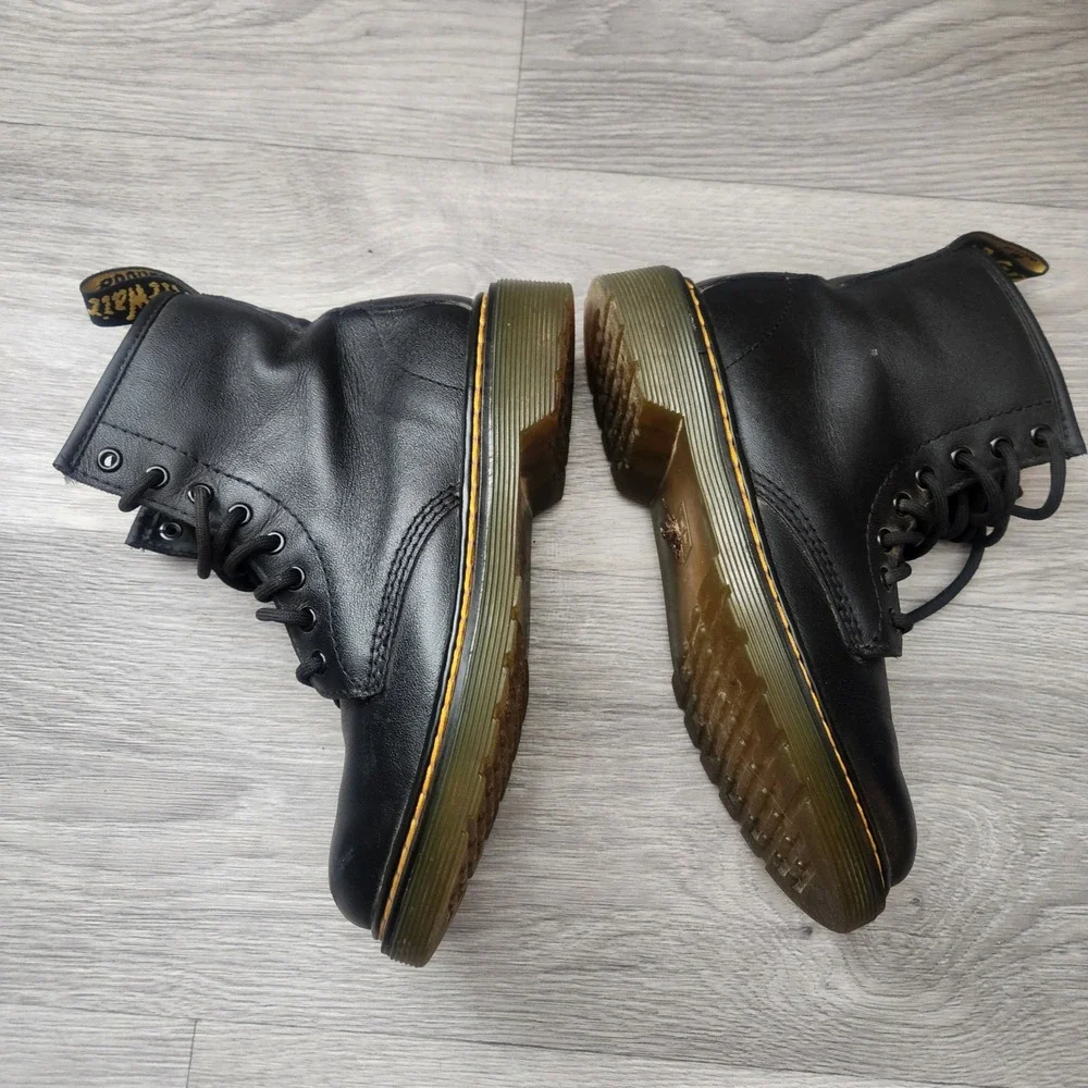 Dr. Martens  Delaney Black Leather Lace Up Boots Kids US Size 1 Side Zip Unisex‎